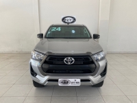 TOYOTA Hilux CD 4X4 2.8